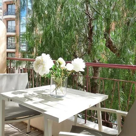 Apartment 85 *